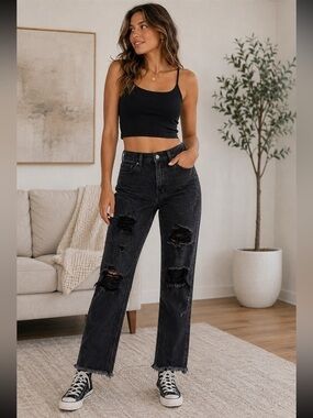 BDG Urban Outfitters Black Distressed High-Rise Straight Jeans Size 25
